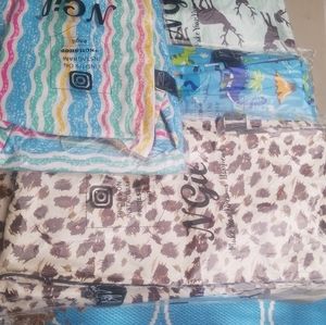 Totes, various patterns, open top or insulated